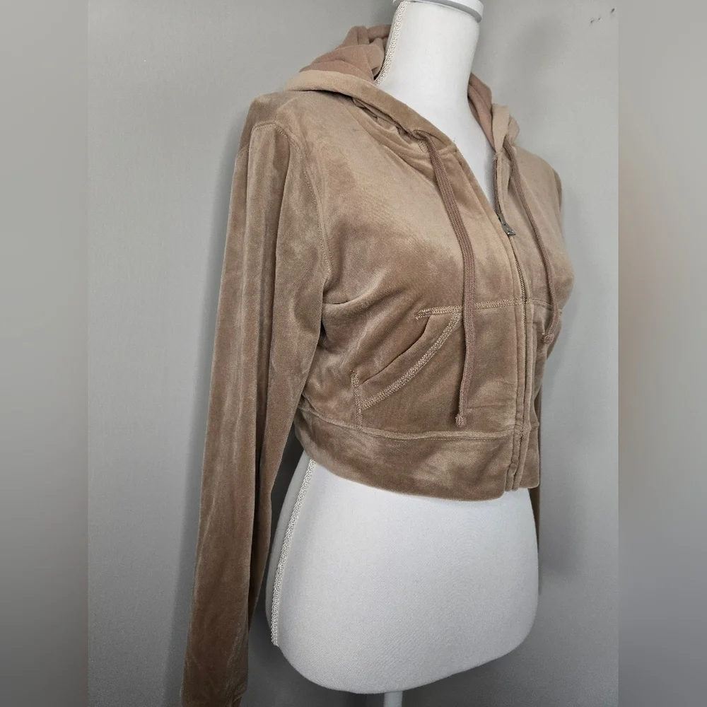 Hollister Velour Full Zip Cropped Hoodie in Creamy Tan - Picture 4 of 7